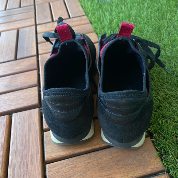 Balenciaga Black/Red Suede And Leather Race Runner Sneakers Size 35 - Picture 3 of 6